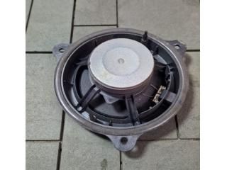 bontott RENAULT KADJAR Bal első Hangszóró