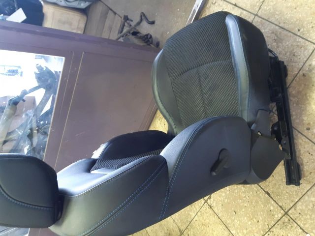 bontott RENAULT KADJAR Bal első Ülés