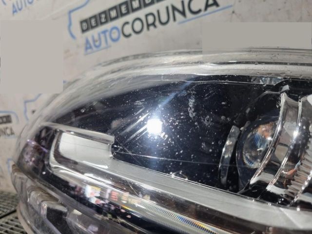 bontott RENAULT KADJAR Bal Fényszóró