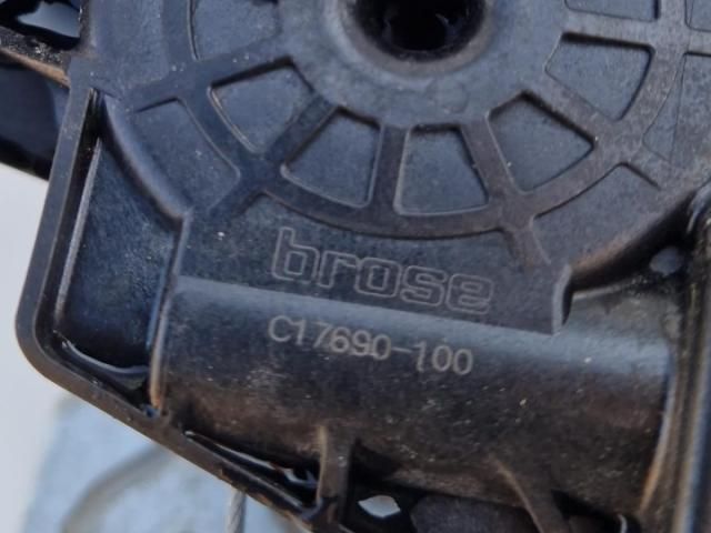 bontott RENAULT KADJAR Bal hátsó Ablakemelő Szerkezet (Elektromos)