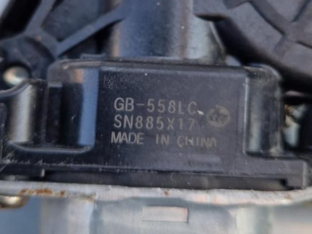 bontott RENAULT KADJAR Bal hátsó Ablakemelő Szerkezet (Elektromos)