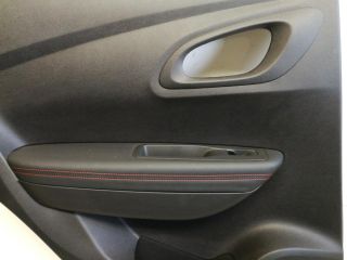 bontott RENAULT KADJAR Bal hátsó Ajtó Kárpit