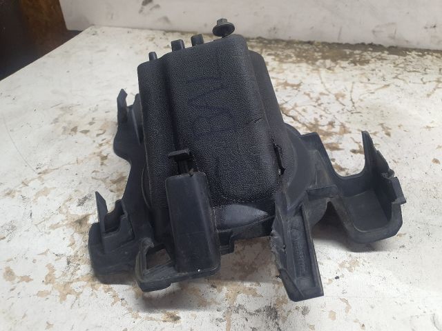 bontott RENAULT KADJAR Bal Ködfényszóró Tartó