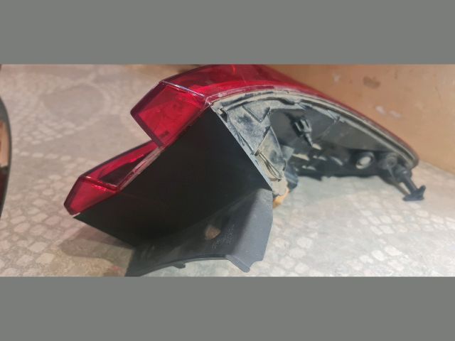 bontott RENAULT KADJAR Bal Külső Hátsó Lámpa