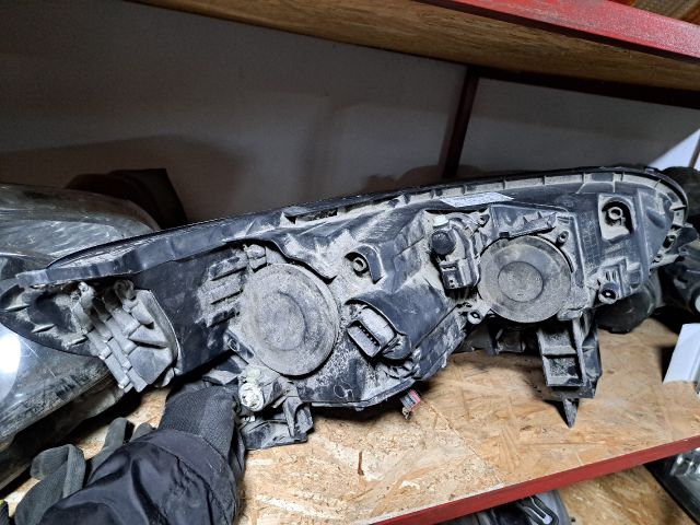 bontott RENAULT KADJAR Bal Ledes Fényszóró