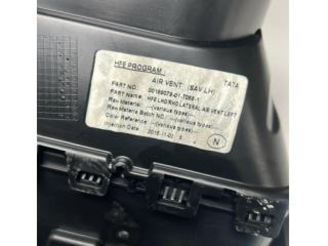 bontott RENAULT KADJAR Bal Szellőző