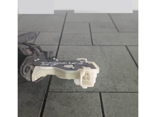 bontott RENAULT KADJAR Csomagtérajtó Zárszerkezet