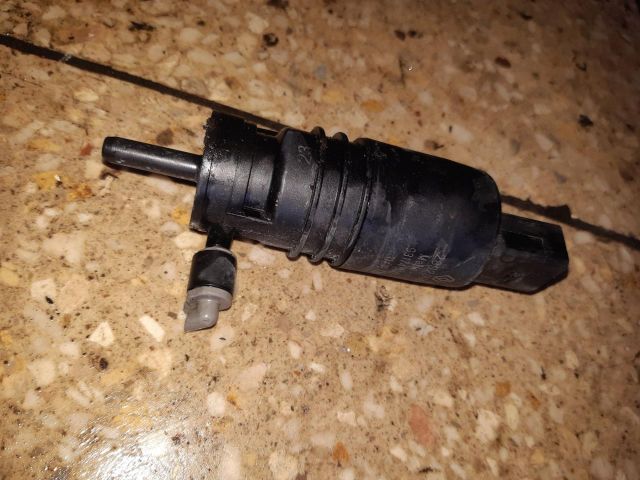 bontott RENAULT KADJAR Első Ablakmosó Szivattyú