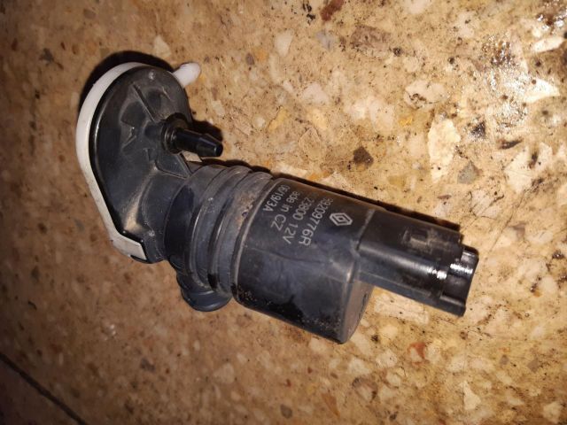 bontott RENAULT KADJAR Első Ablakmosó Szivattyú