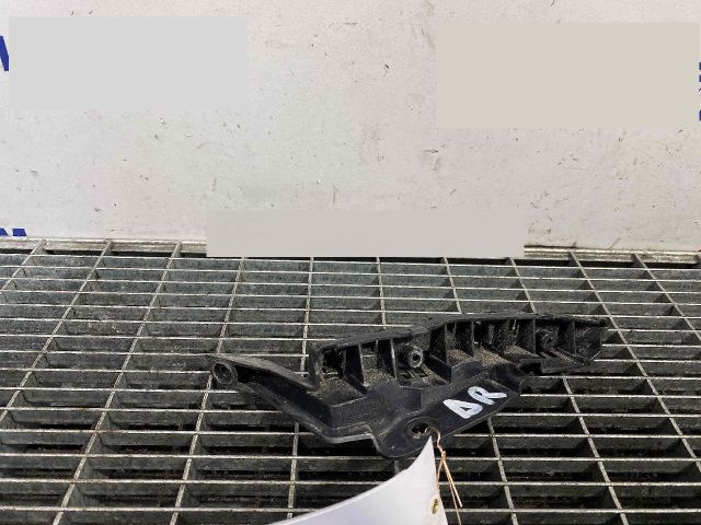 bontott RENAULT KADJAR Első Lökhárító Tartó Felső