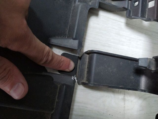 bontott RENAULT KADJAR Első Lökhárító (Üresen)