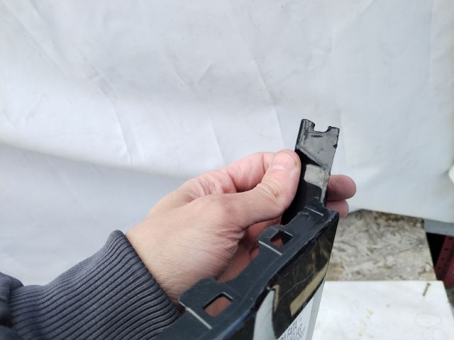 bontott RENAULT KADJAR Első Lökhárító (Üresen)