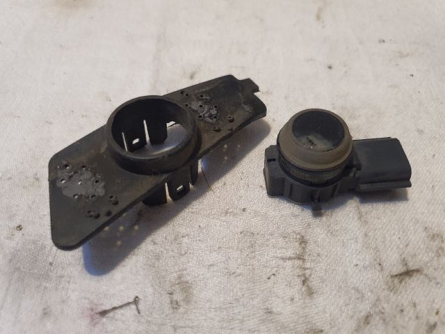 bontott RENAULT KADJAR Első Tolatóradar Fej