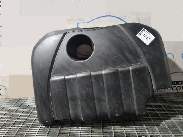 bontott RENAULT KADJAR Felső Hűtőburkolat