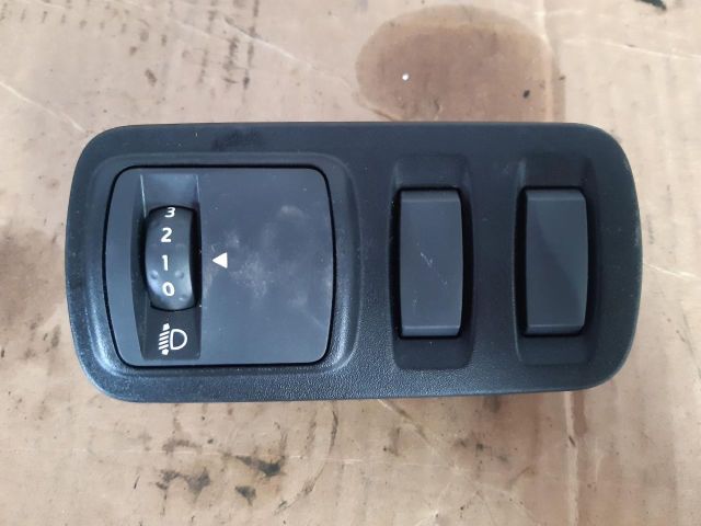 bontott RENAULT KADJAR Fényszórómagasság Állító Kapcsoló