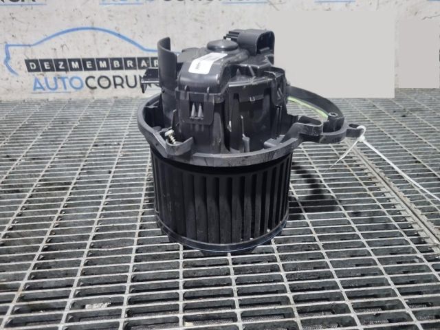 bontott RENAULT KADJAR Fűtőmotor (Klímás)