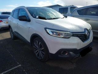 bontott RENAULT KADJAR Hátsó középső Lökhárító Tartó (Műanyag)