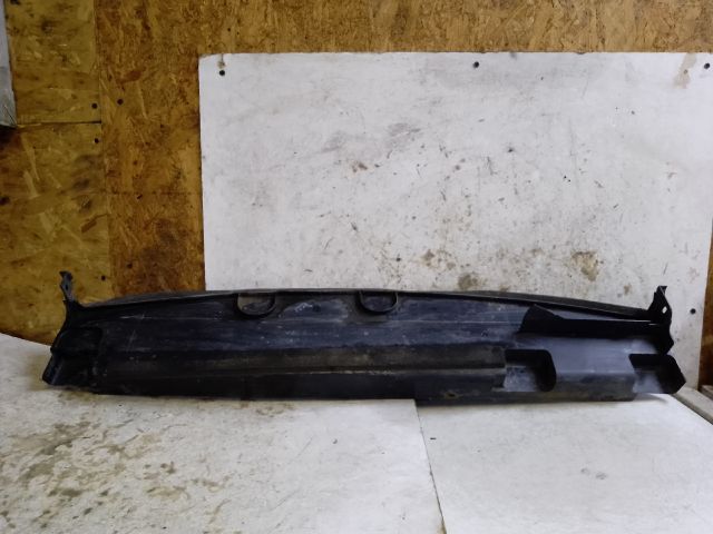 bontott RENAULT KADJAR Hűtő Légterelő