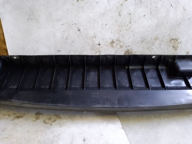 bontott RENAULT KADJAR Hűtő Légterelő