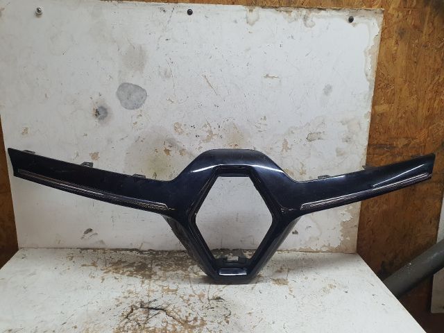 bontott RENAULT KADJAR Hűtőrács