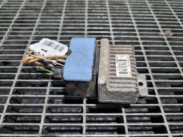 bontott RENAULT KADJAR Izzító Relé