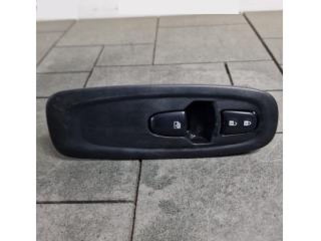 bontott RENAULT KADJAR Jobb első Ablakemelő Kapcsoló