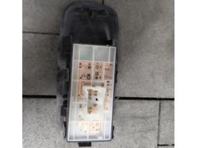 bontott RENAULT KADJAR Jobb első Ablakemelő Kapcsoló