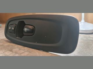 bontott RENAULT KADJAR Jobb első Ablakemelő Kapcsoló