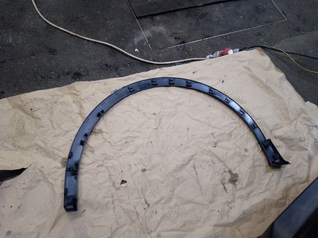 bontott RENAULT KADJAR Jobb első Sárvédő Díszléc