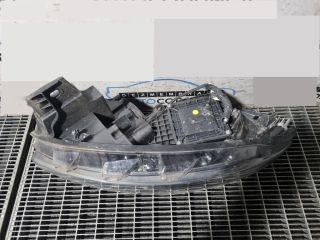 bontott RENAULT KADJAR Jobb Fényszóró