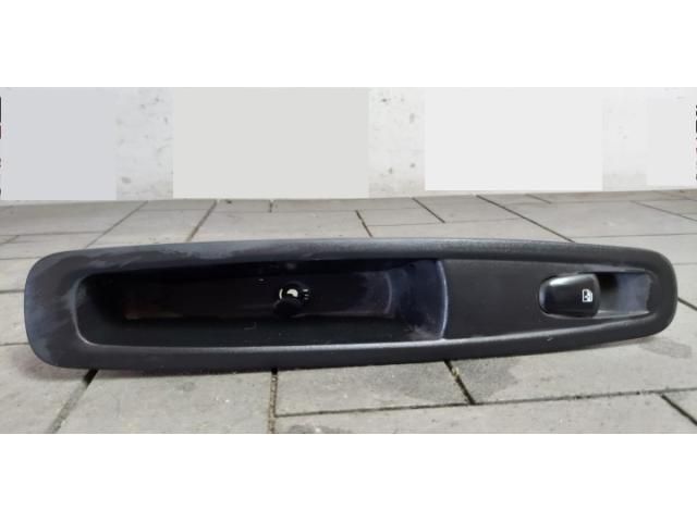 bontott RENAULT KADJAR Jobb hátsó Ablakemelő Kapcsoló