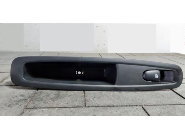 bontott RENAULT KADJAR Jobb hátsó Ablakemelő Kapcsoló