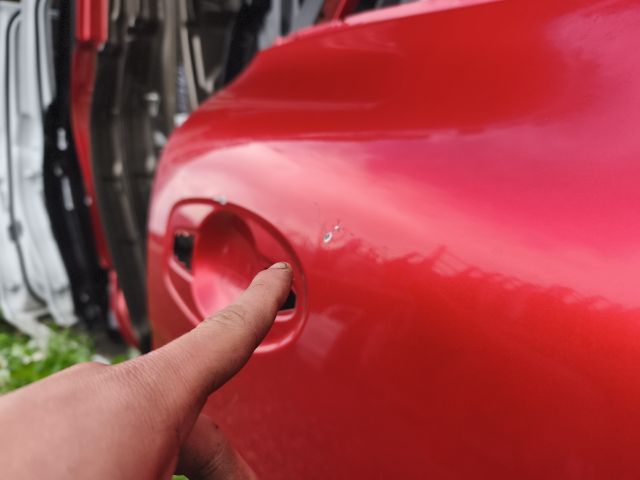 bontott RENAULT KADJAR Jobb hátsó Ajtó (Üres lemez)