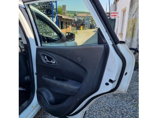 bontott RENAULT KADJAR Jobb hátsó Ajtó (Üres lemez)