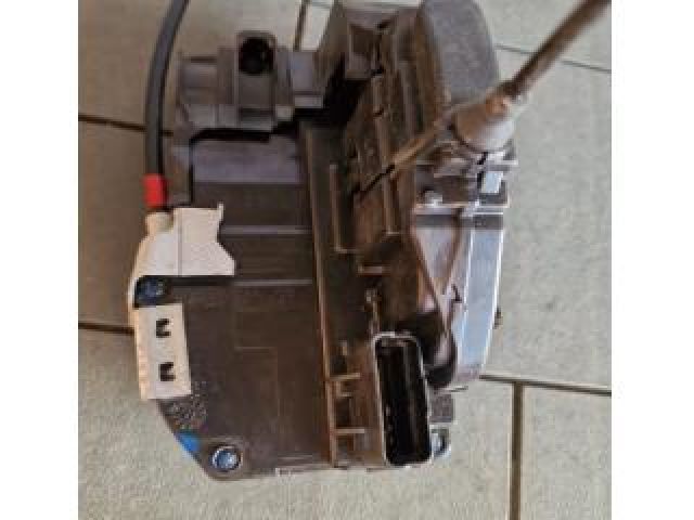 bontott RENAULT KADJAR Jobb hátsó Ajtózár