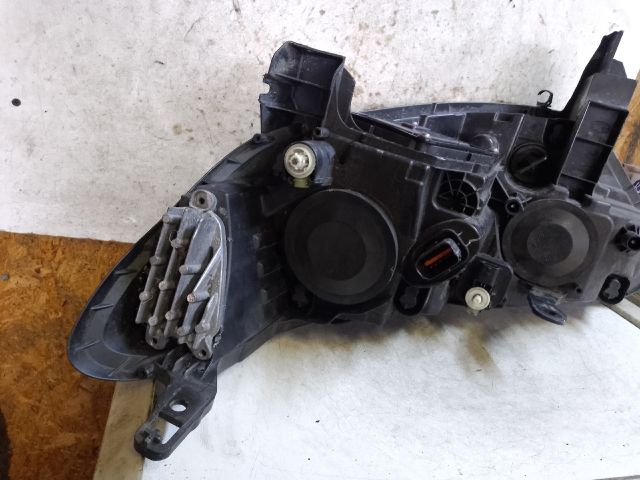 bontott RENAULT KADJAR Jobb Xenon Fényszóró