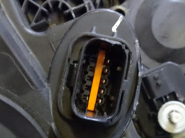 bontott RENAULT KADJAR Jobb Xenon Fényszóró