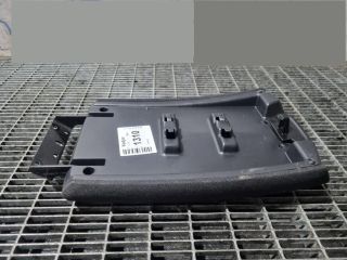 bontott RENAULT KADJAR Könyöklő