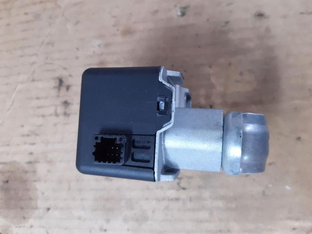 bontott RENAULT KADJAR Kormányzár (Elektromos)