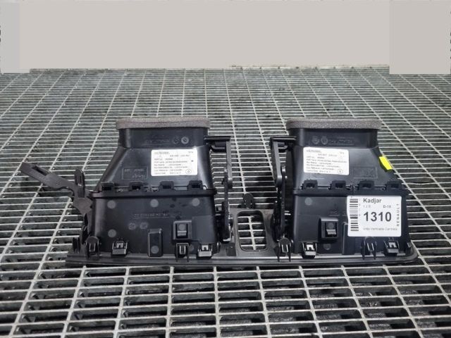 bontott RENAULT KADJAR Középső Szellőző