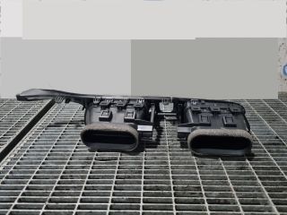 bontott RENAULT KADJAR Középső Szellőző