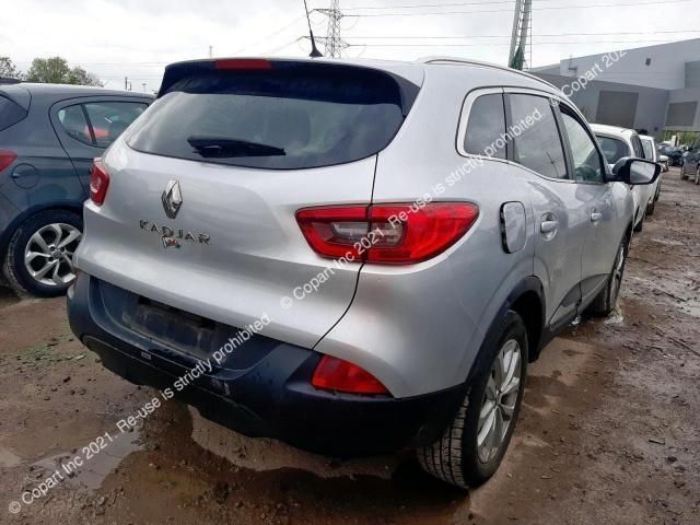 bontott RENAULT KADJAR Középső Szellőző