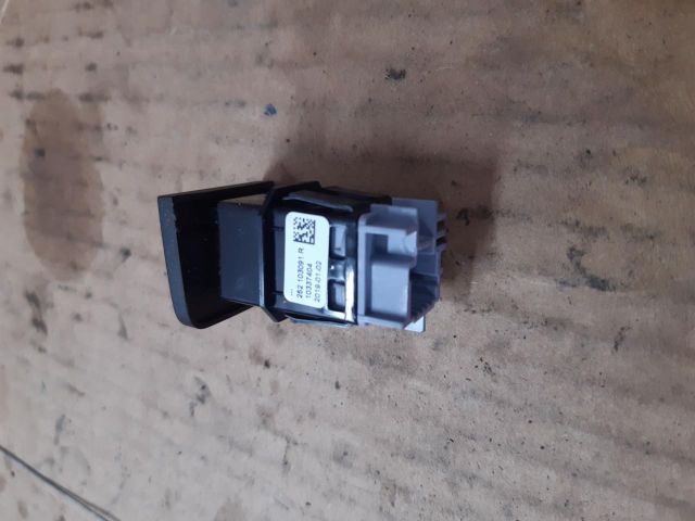 bontott RENAULT KADJAR Központizár Kapcsoló