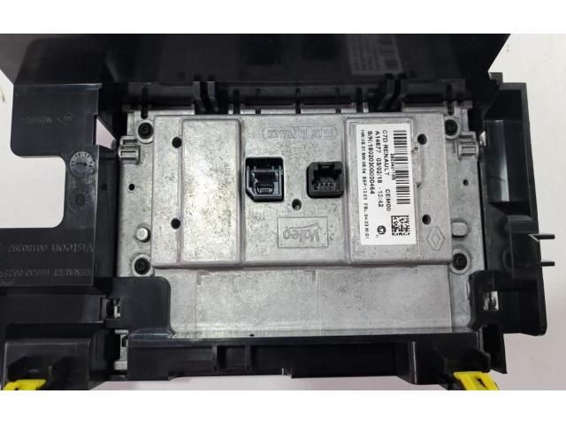 bontott RENAULT KADJAR Navigációs Fejegység