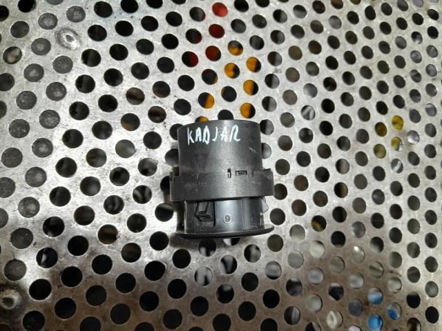 bontott RENAULT KADJAR Start / Stop Indító Gomb