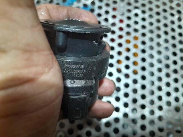 bontott RENAULT KADJAR Start / Stop Indító Gomb