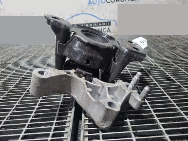 bontott RENAULT KADJAR Tartó Bak