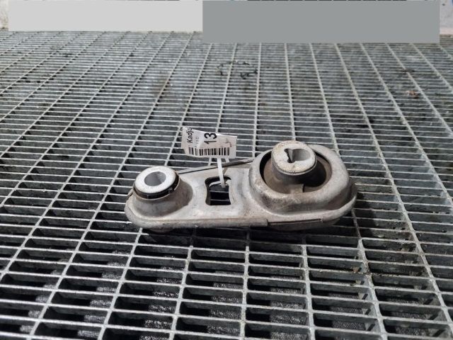 bontott RENAULT KADJAR Tartó Bak