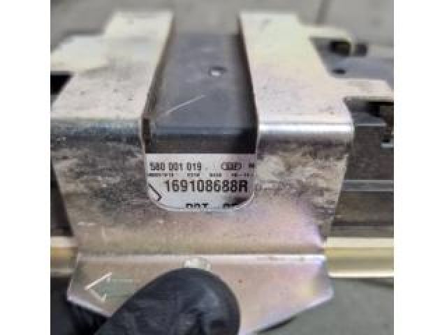 bontott RENAULT KADJAR Üzemanyag Befecskendező Vezérlő