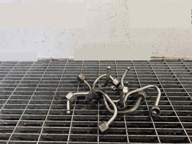 bontott RENAULT KADJAR Üzemanyagcső